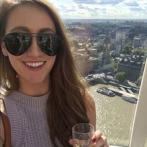 Meet your Posher, Jaclyn